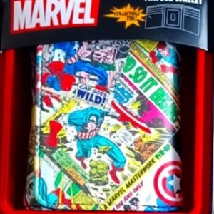 . MARVEL    TRIFOLD WALLET